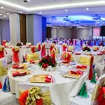 Otel Ramada Hotel & Suites By Wyndham Adana 4*