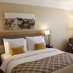 Ramada Hotel & Suites By Wyndham Adana Otel