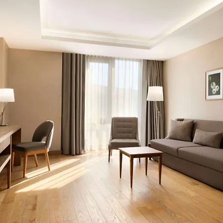 Ramada Hotel & Suites By Wyndham Adana Adana