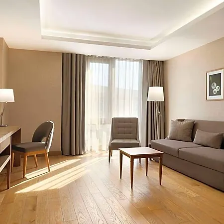 Hotel Ramada & By Wyndham Adana