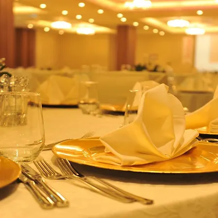 Ramada & By Wyndham