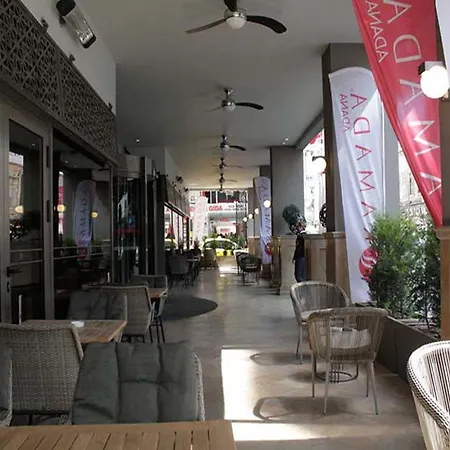 Готель Ramada & By Wyndham