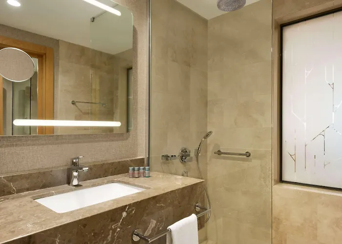 Ramada & Отель Адана