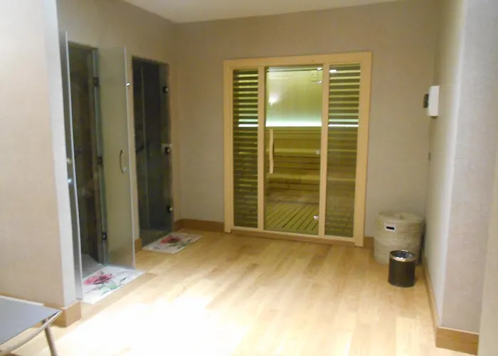 Ramada & 4* Адана