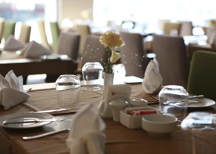 Отель Ramada & Адана