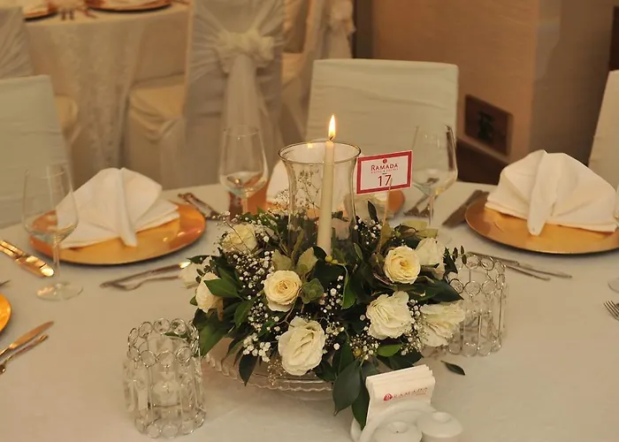 Отель Ramada & Адана